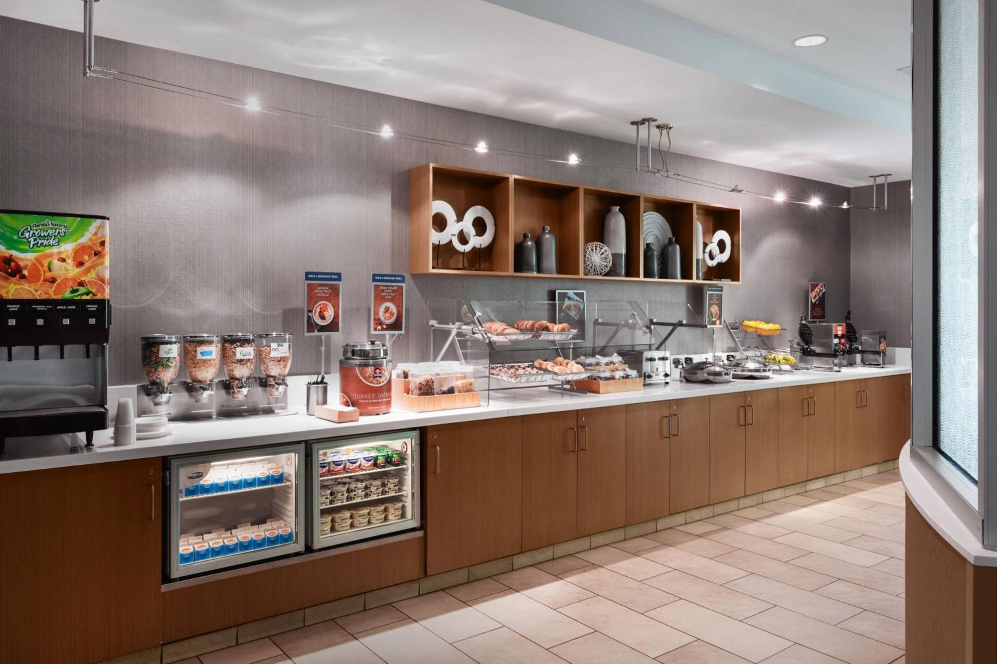 Springhill Suites By Marriott Syracuse Carrier Circle East Syracuse Bagian luar foto