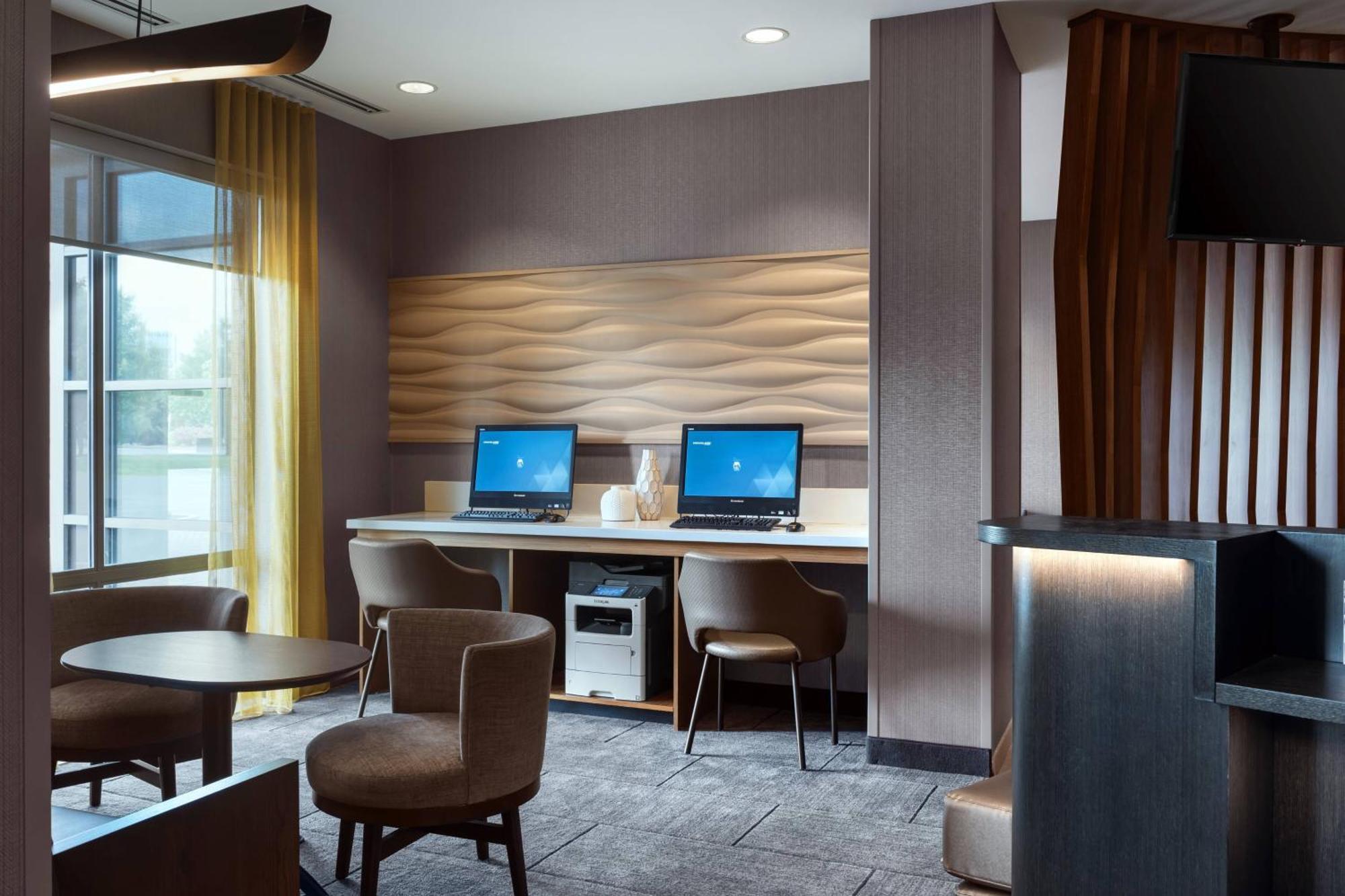 Springhill Suites By Marriott Syracuse Carrier Circle East Syracuse Bagian luar foto