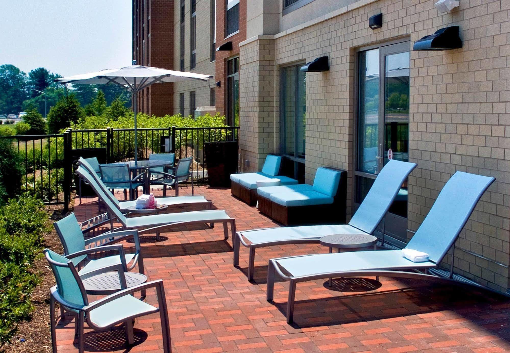 Springhill Suites By Marriott Syracuse Carrier Circle East Syracuse Bagian luar foto